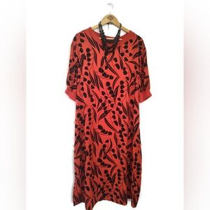 Elegant Red and Black Midi Dress